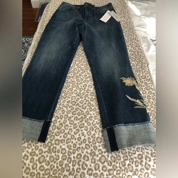 NYDJ Denim - NWT not your daughters jeans tags still attached  cool gold embellishment